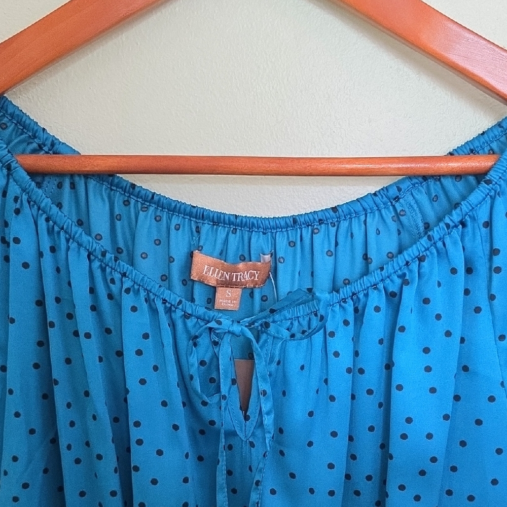 Ellen Tracy Blue Blouse with Dotted Pattern - Picture 2 of 4